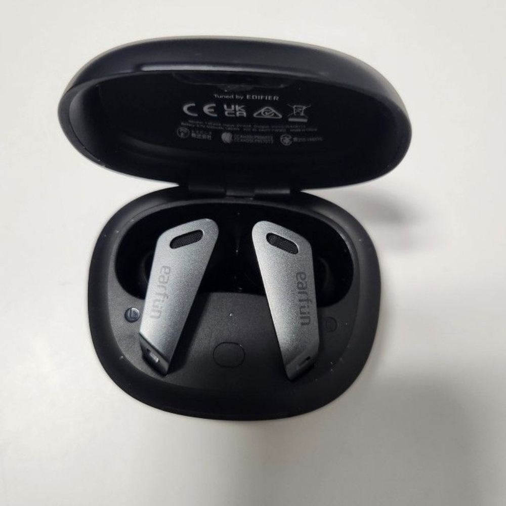 EarFun Wireless Earbuds with Charging Case